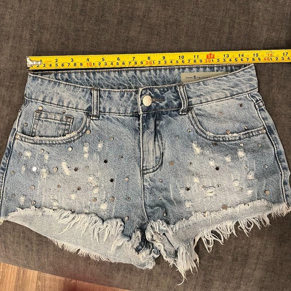 Studded jean shorts - Picture 4 of 4